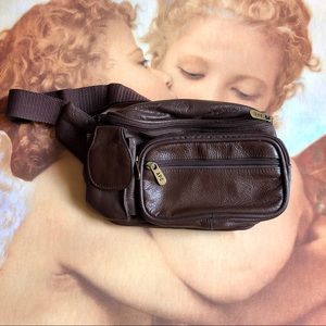 VINTAGE A.P.C Fanny Pack☀️